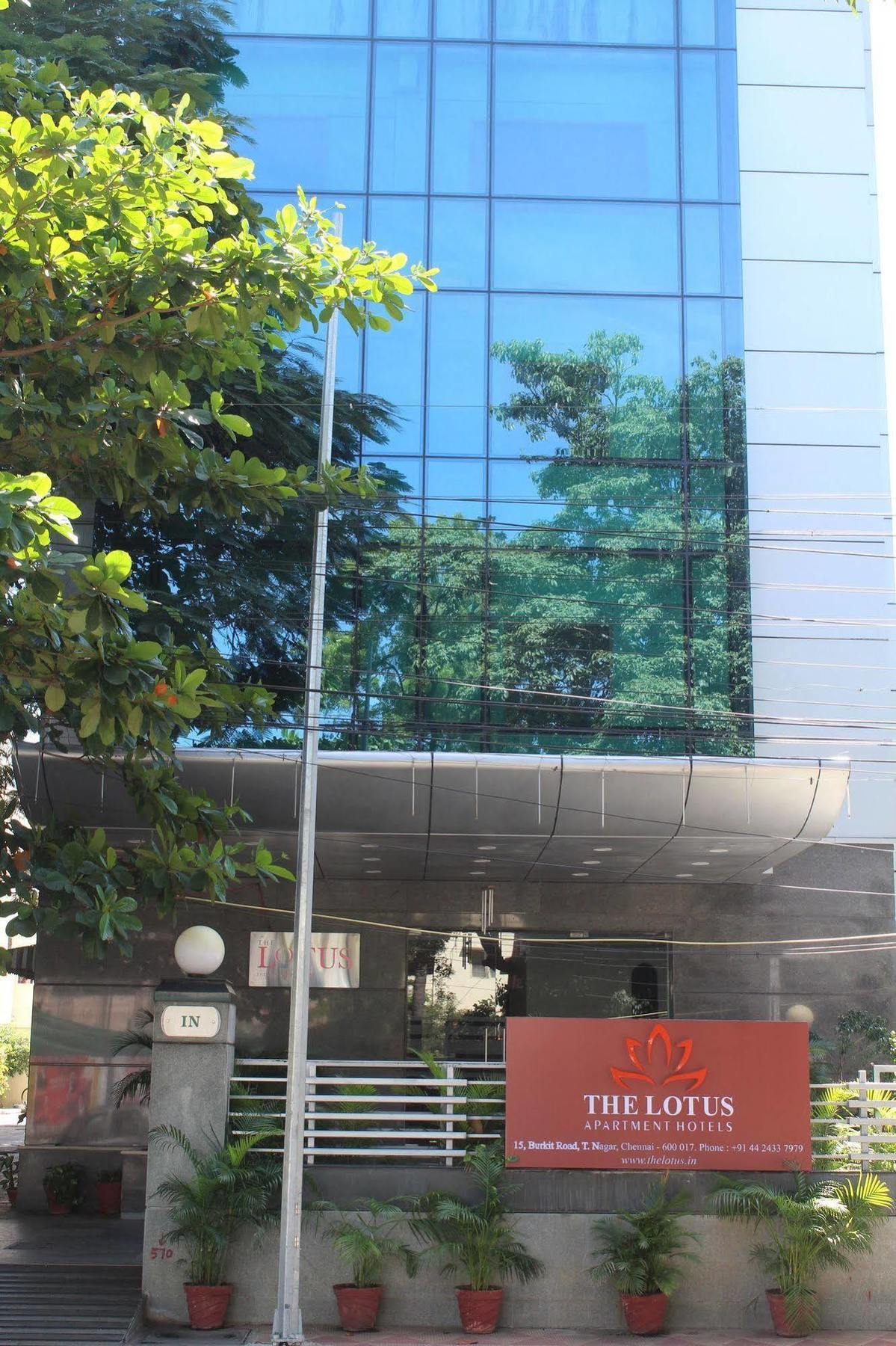 The Lotus Apartment Hotel, Burkit Road Ченнаї Екстер'єр фото